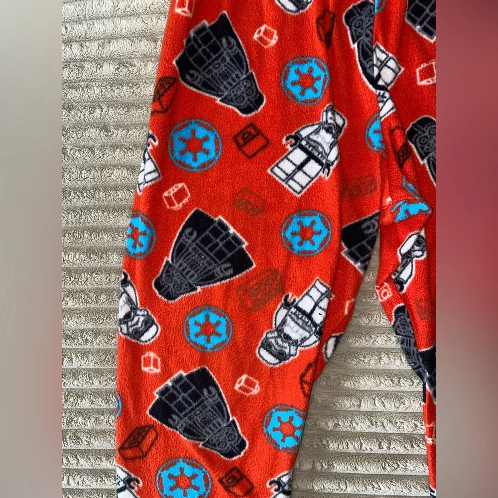 🔥 LEGO Star Wars Pajama Set (Size 6/7) - Flame Resistant 🚀🖤